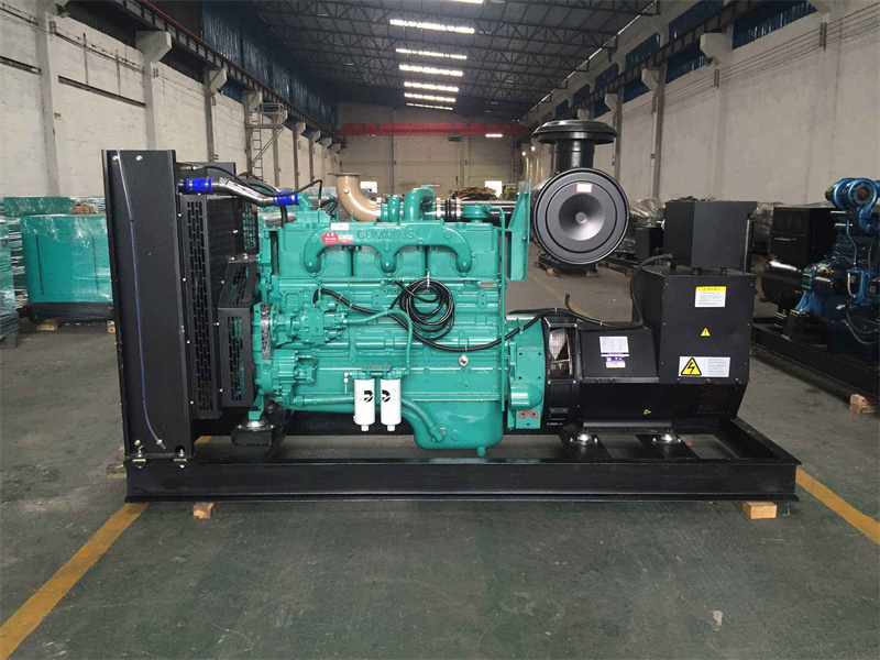 城关发电机出租租赁如何保证柴油发电机组的正常运行？