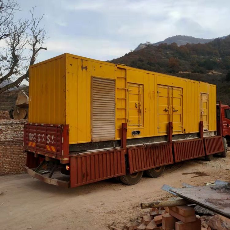 城关200kW 发电机组在带电阻性负载时，输出功率会受到哪些因素的影响？