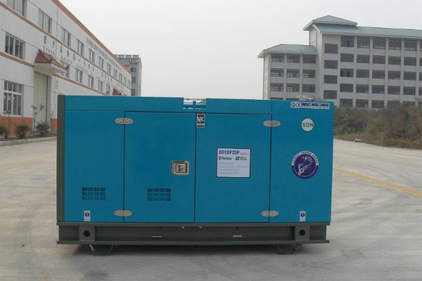 城关发电机租赁如何正确安装空气滤清器？