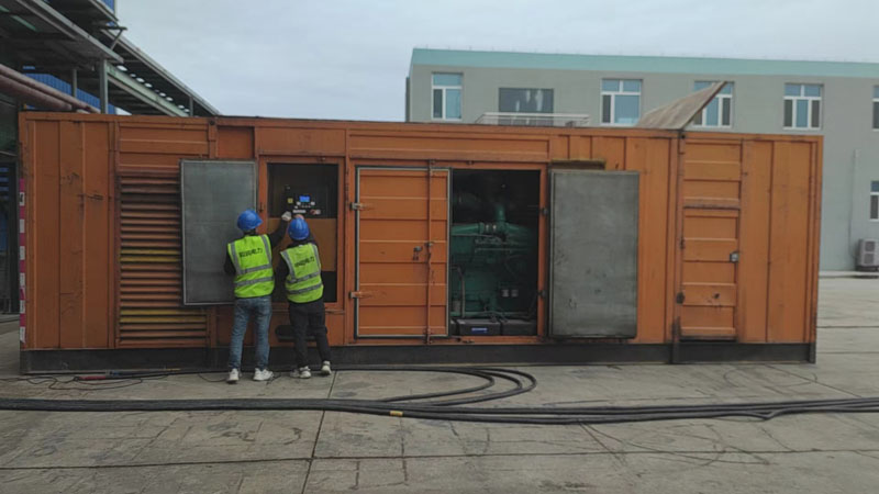 城关如何检查柴油发电机组的机油油位？